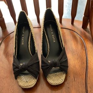 New Women’s Kelly & Katie Size 7 Espadrille Sandal